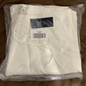 White Abercrombie & Fitch shorts / size- medium